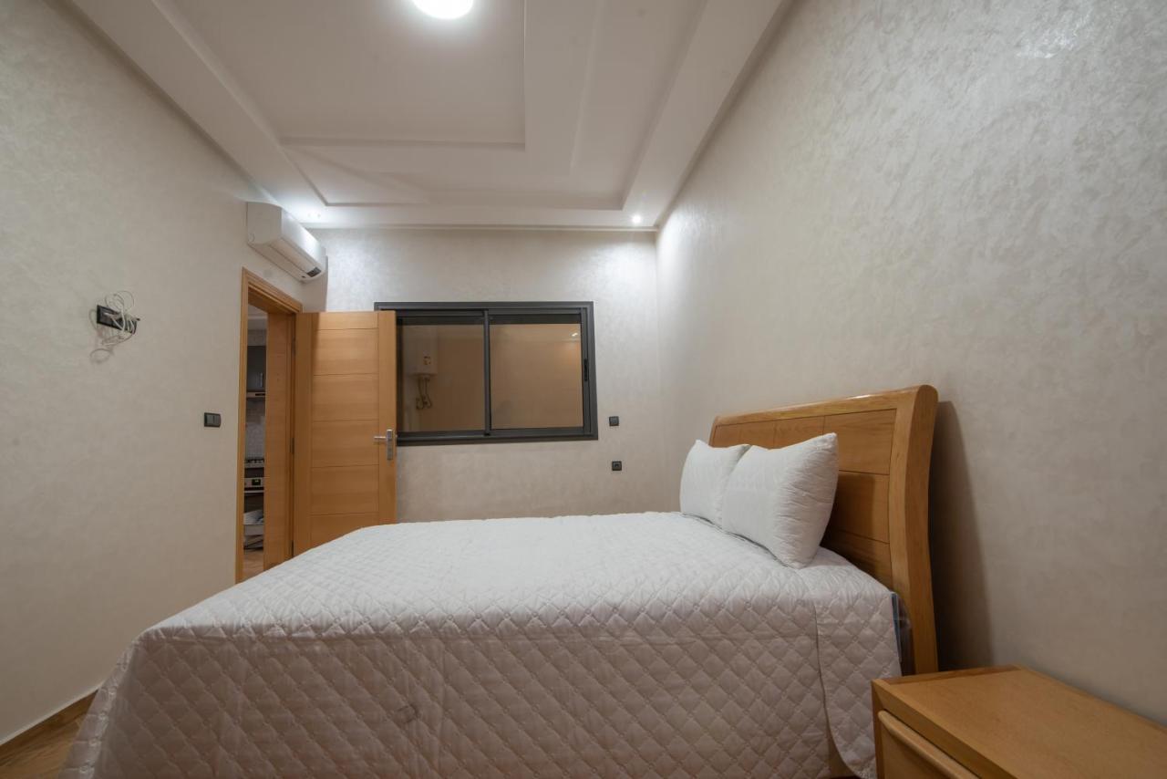 Adam'S Apartments,Self Checkin 6 Mins To Beach Downtown Fiber Optic Wifi Free Parking Same Rules As Hotels Agadir Ngoại thất bức ảnh