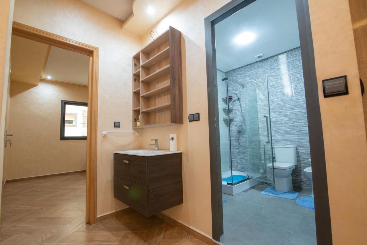 Adam'S Apartments,Self Checkin 6 Mins To Beach Downtown Fiber Optic Wifi Free Parking Same Rules As Hotels Agadir Ngoại thất bức ảnh