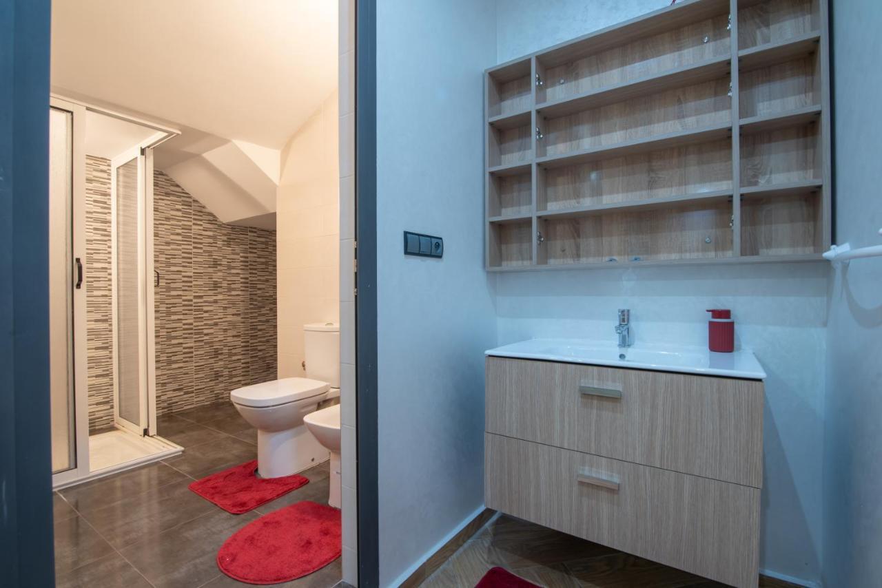 Adam'S Apartments,Self Checkin 6 Mins To Beach Downtown Fiber Optic Wifi Free Parking Same Rules As Hotels Agadir Ngoại thất bức ảnh